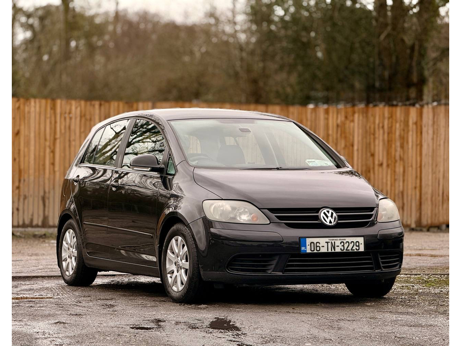 2006 Volkswagen Golf - image 6