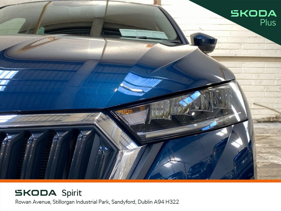 2023 Skoda Octavia - image 17