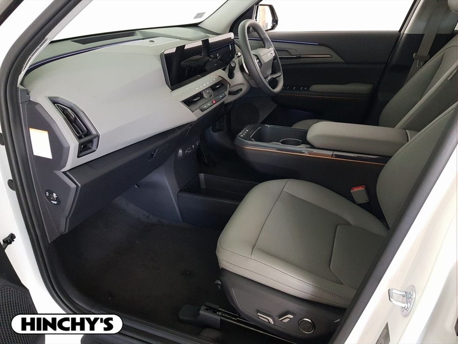 2026 Kia EV5 - image 4