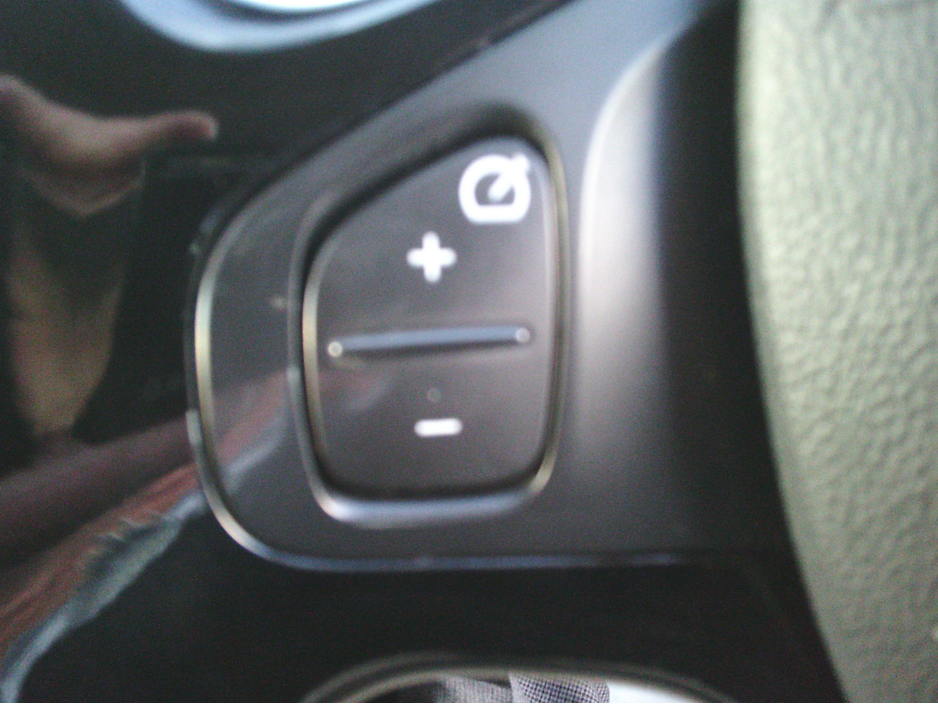 2016 Renault Clio NEW NCT 2028, DYNAMIQUE SAT./NAV., €270 TAX , LOW KMS. S./HISTORY. €8,999