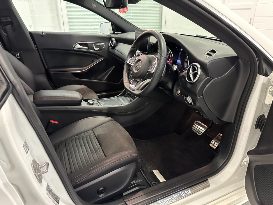 2018 Mercedes-Benz CLA Class (181) CLA AMG LINE 1.6 PAN ROOF LOW KMS FULL AMG SPEC WWW.DENISDARCYCARS.IE €24,950