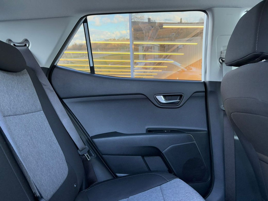 2026 Kia Stonic - image 22