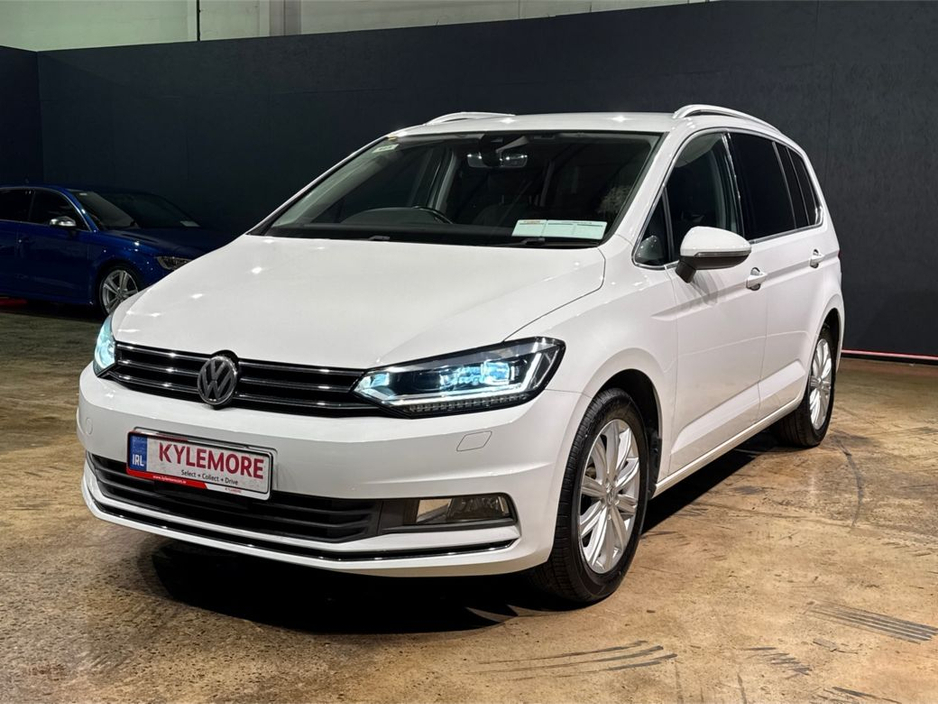 2017 Volkswagen Touran - image 7