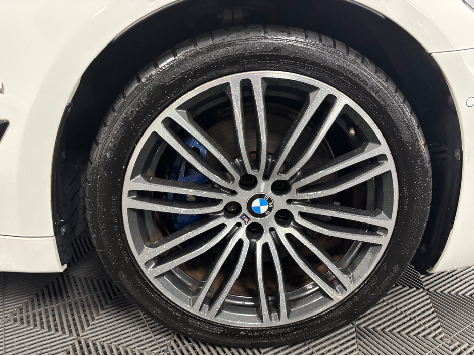 2019 BMW 5 Series *BMW 530E* *LOW MILEAGE* *AUTOMATIC* *HEATED LEATHER ELECTRIC SEATS* *REVERSE CAMERA* *FINANCE AVAILABLE* *TRADE INS WELCOME* €28,950