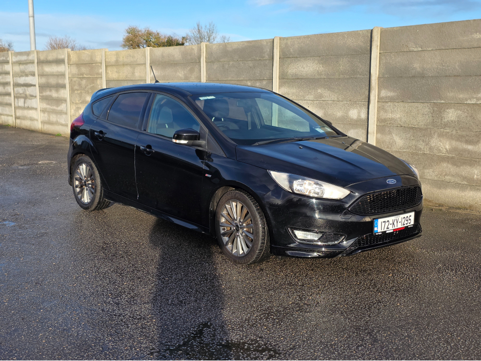 2017 Ford Focus Ford Focus 1.5 TDCi 120PS ST-Line Powershift €10,950