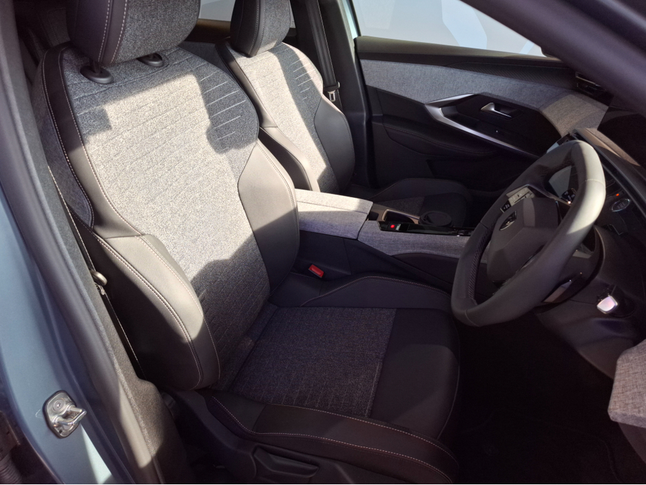 2026 Peugeot 3008 - image 16