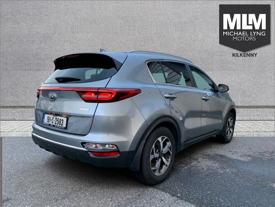 2019 Kia Sportage - image 5