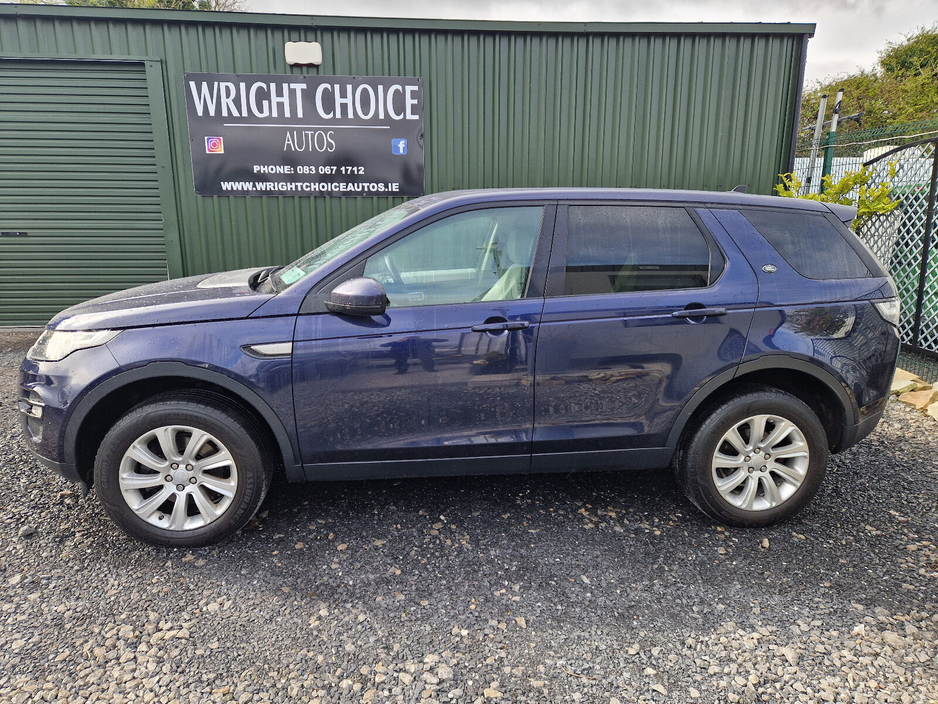 2016 Land Rover Discovery Sport - image 9