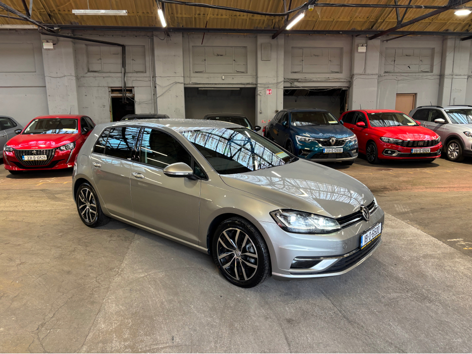 2018 Volkswagen Golf Automatic DSG  Bluemotion Hiline only 34000 kms €19,499