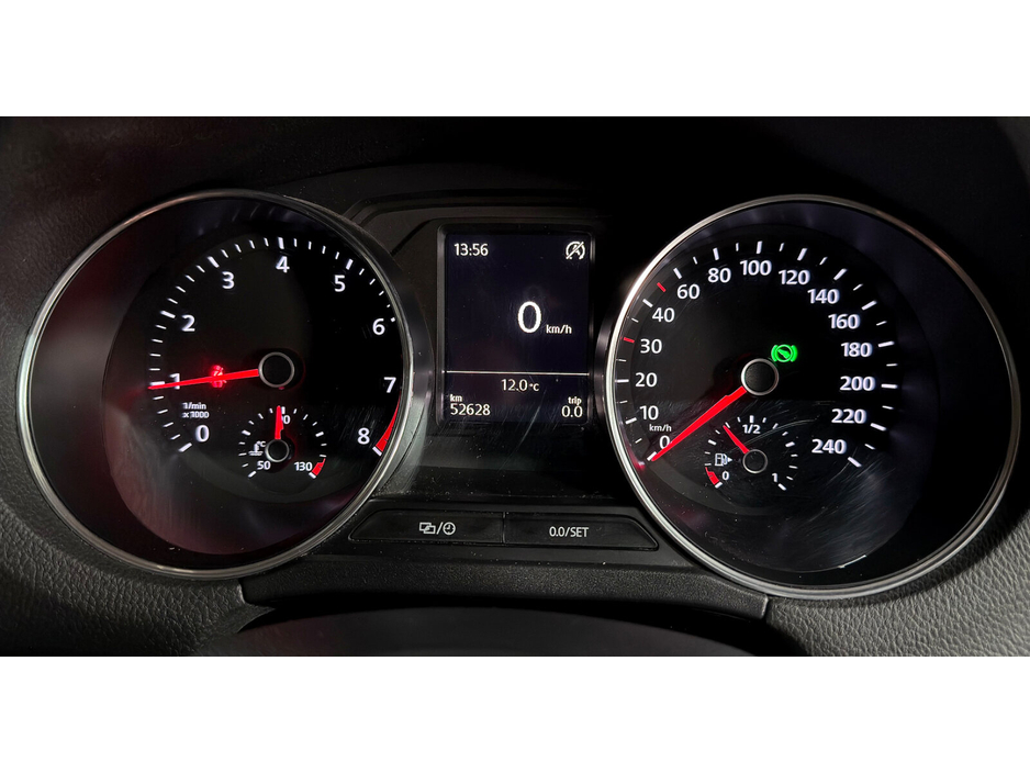 2016 Volkswagen Polo - image 34