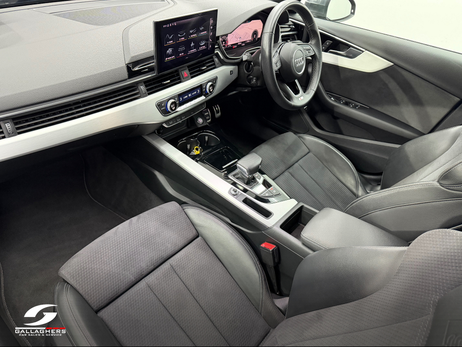 2022 Audi A4 - image 11