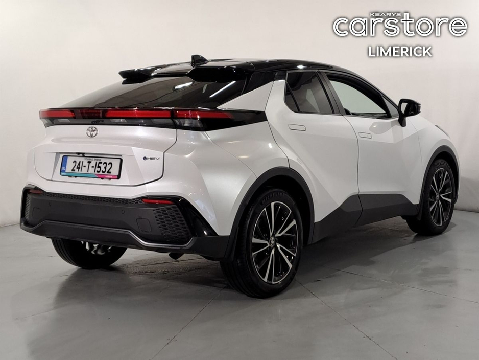 2024 Toyota C-HR 1.8 HYBRID SOL €36,880