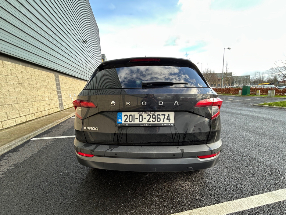 2020 Skoda Karoq 1.6 TDI SE  AUTO **HIGH SPEC ** HALF LEATHER ** APPLE / ANDROID CARPLAY ** STUNNING EXAMPLE ** €22,995