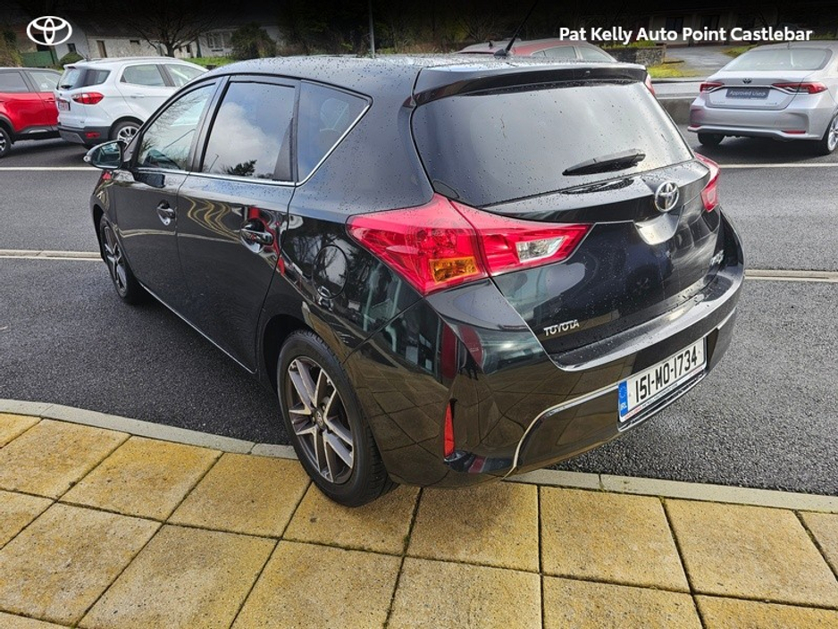 2015 Toyota Auris 1.33 5DR SOL 4DR €13,950