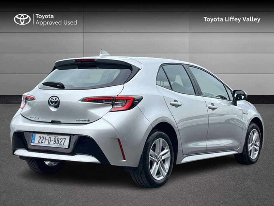 2022 Toyota Corolla - image 2
