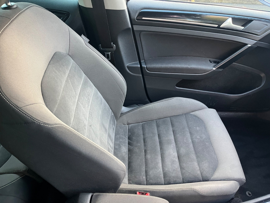 2015 Volkswagen Golf  €10,950