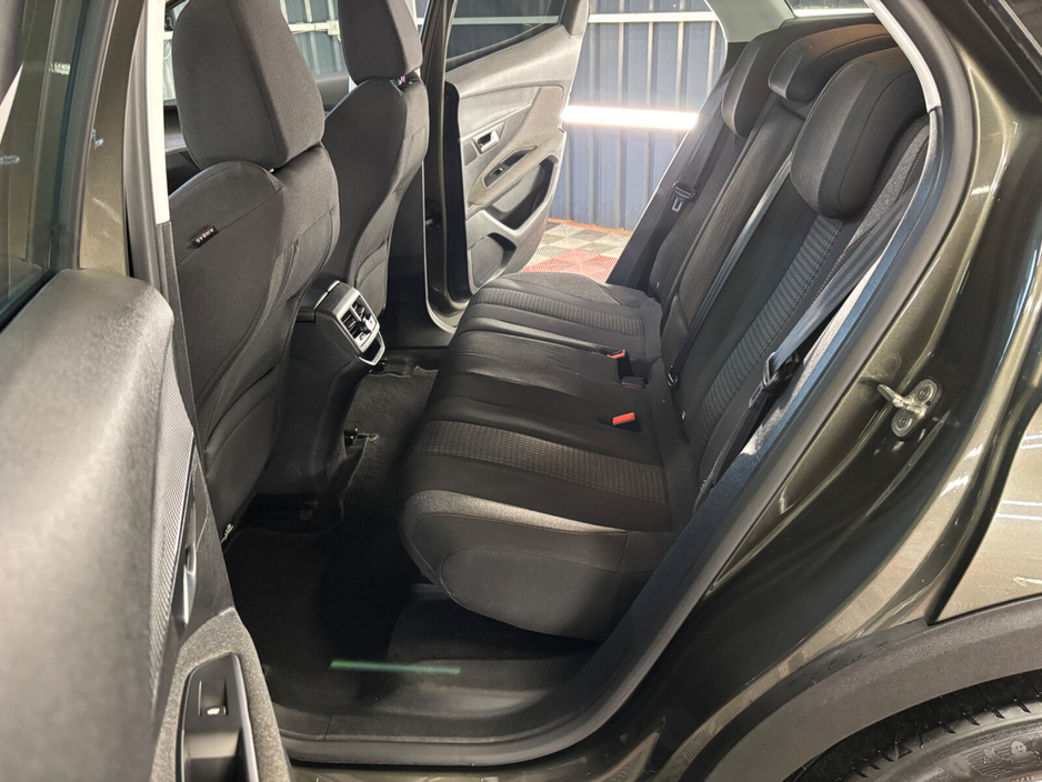 2020 Peugeot 3008 1.2 PureTech 130bhp Active €19,950