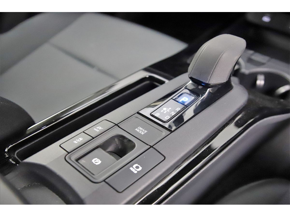 2023 Toyota Prius 1.8 SELF CHARGING HYBRID *REVERSE CAM*PARK SENSORS* €31,690