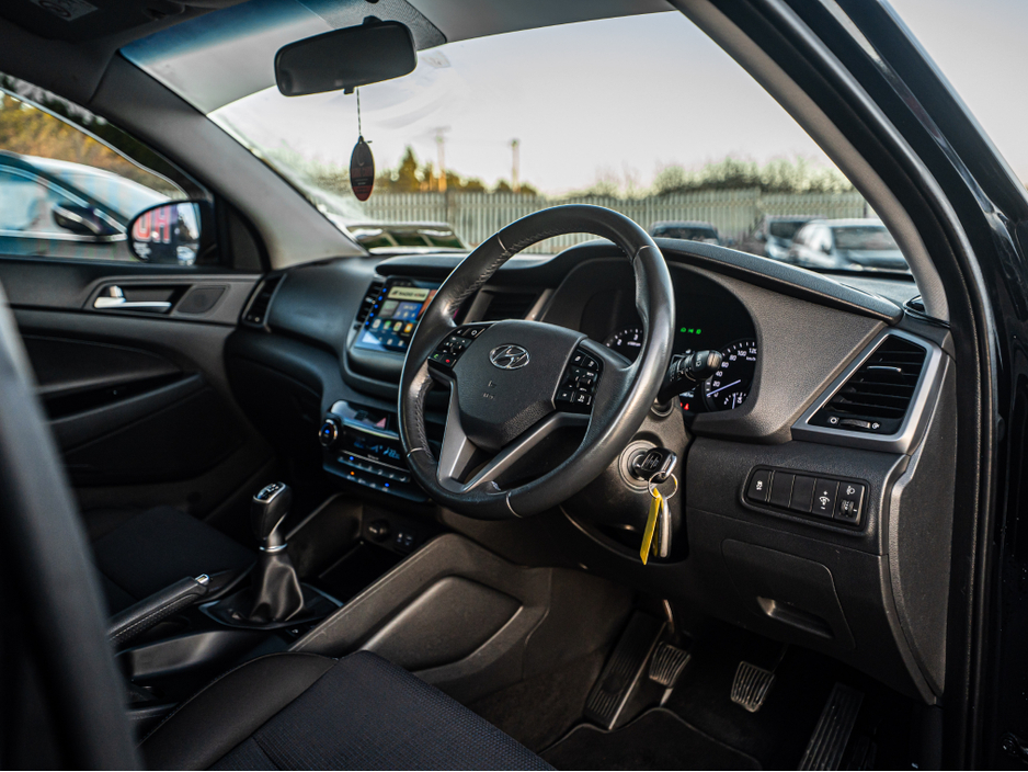 2016 Hyundai Tucson 2016 Tucson 1.7d Comfort plus/Irish car/1yr warran €14,888