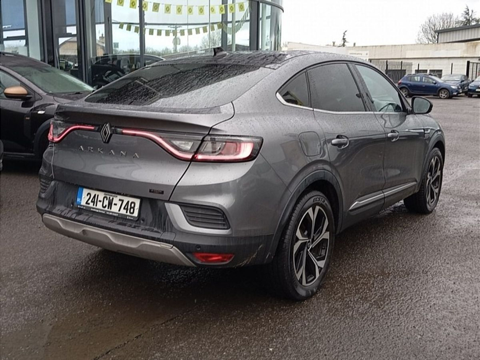 2024 Renault Arkana - image 3