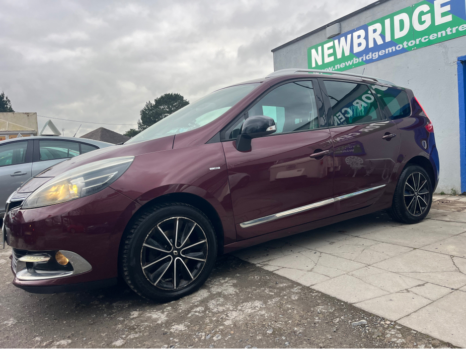 2014 Renault Grand Scenic - image 4