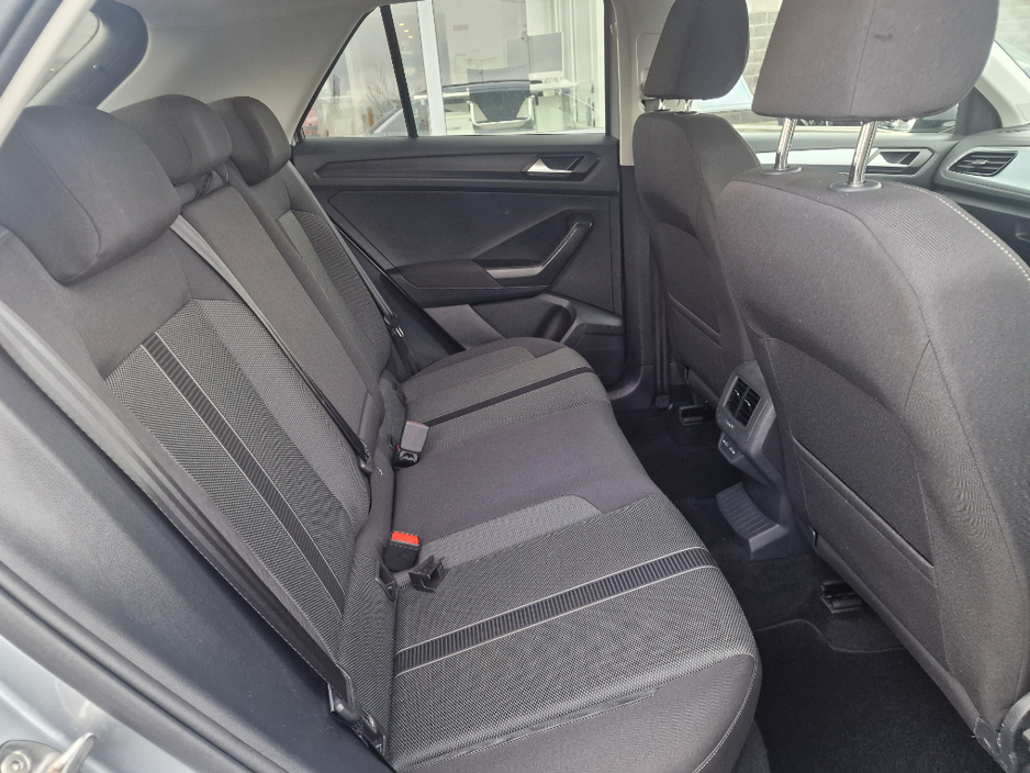 2024 Volkswagen T-Roc Spec ED 1.0tsi M6F 116HP €28,950