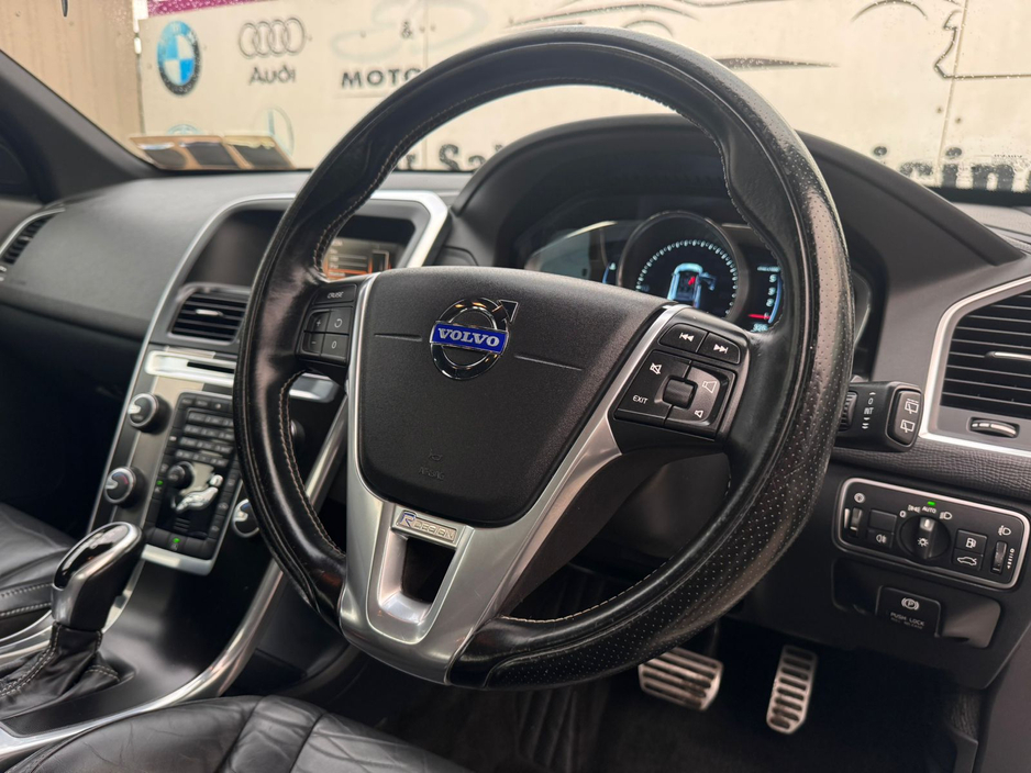 2014 Volvo XC60 D4 FWD R-DESIGN GT 5DR AUTO €13,800