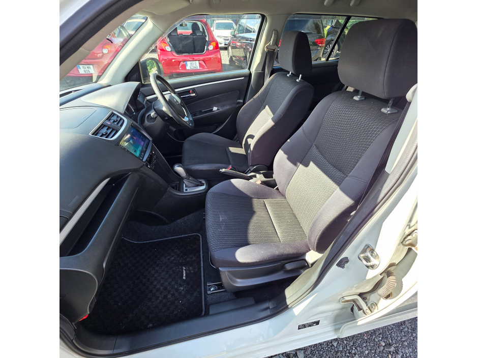 2016 Suzuki Swift - image 16