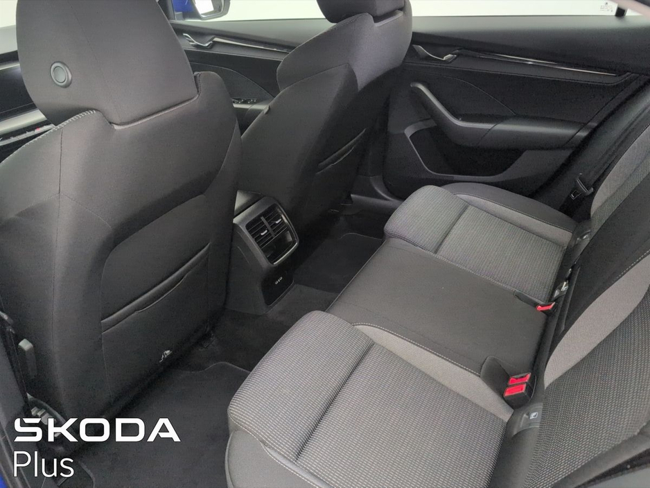 2023 Skoda Octavia AMBITION 2.0TDI 115HP DSG €28,950