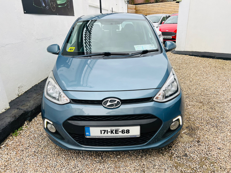 2017 Hyundai i10 - image 5