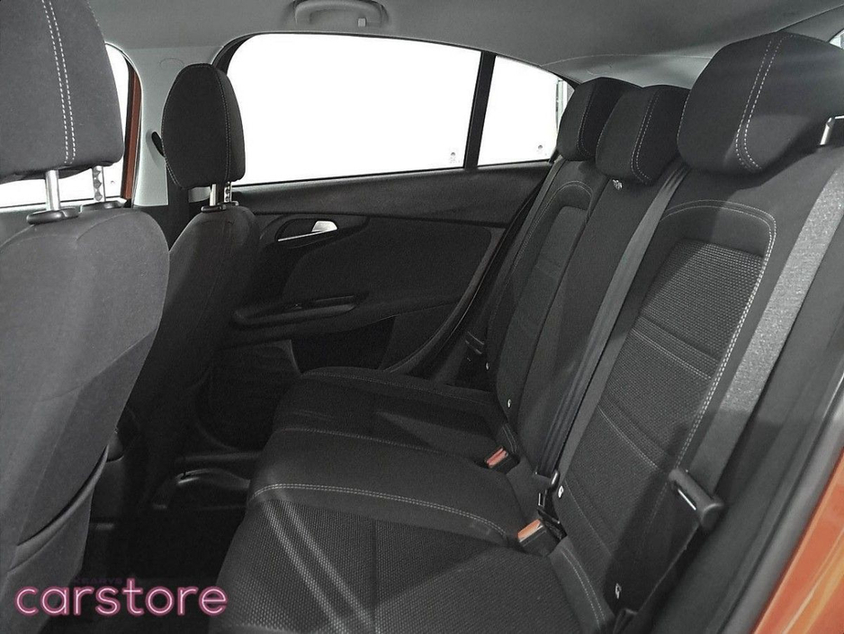 2023 Fiat Tipo - image 13