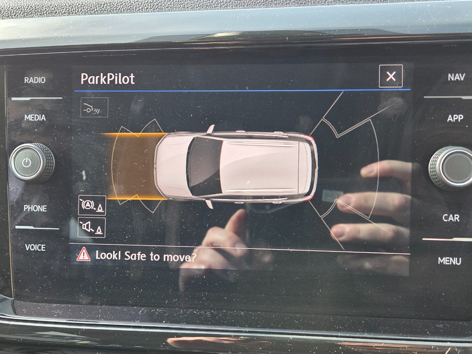 2019 Volkswagen T-Cross - image 16