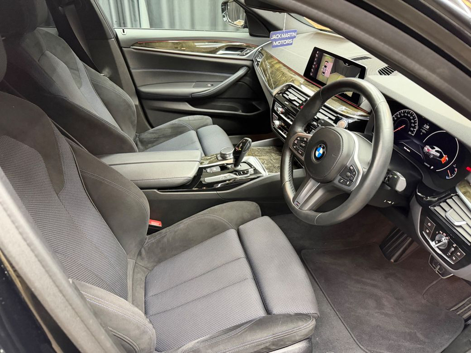 2019 BMW 5 Series 520D M Sport Massive Spec €31,950