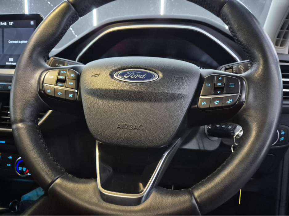 2019 Ford Focus - image 14