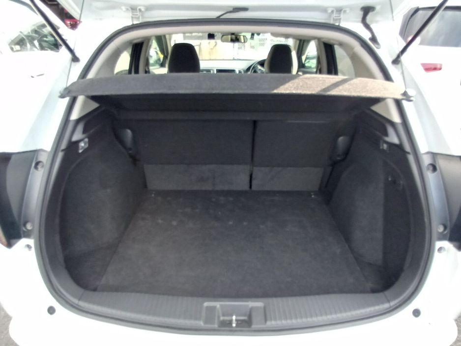 2018 Honda Vezel - image 14