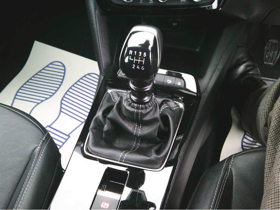 2023 Opel Mokka - image 22