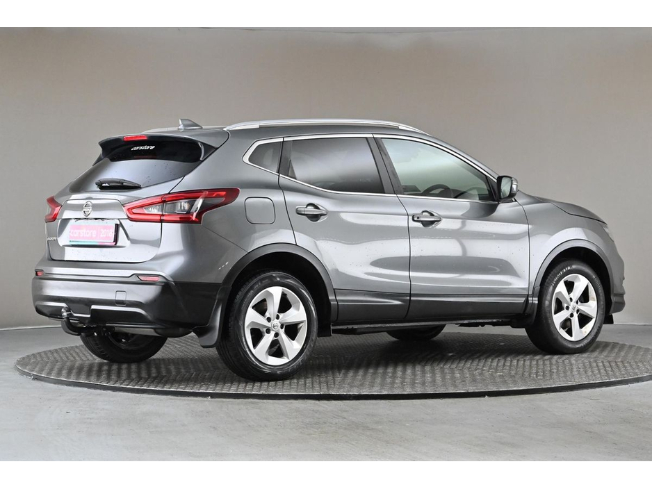 2018 Nissan Qashqai - image 10