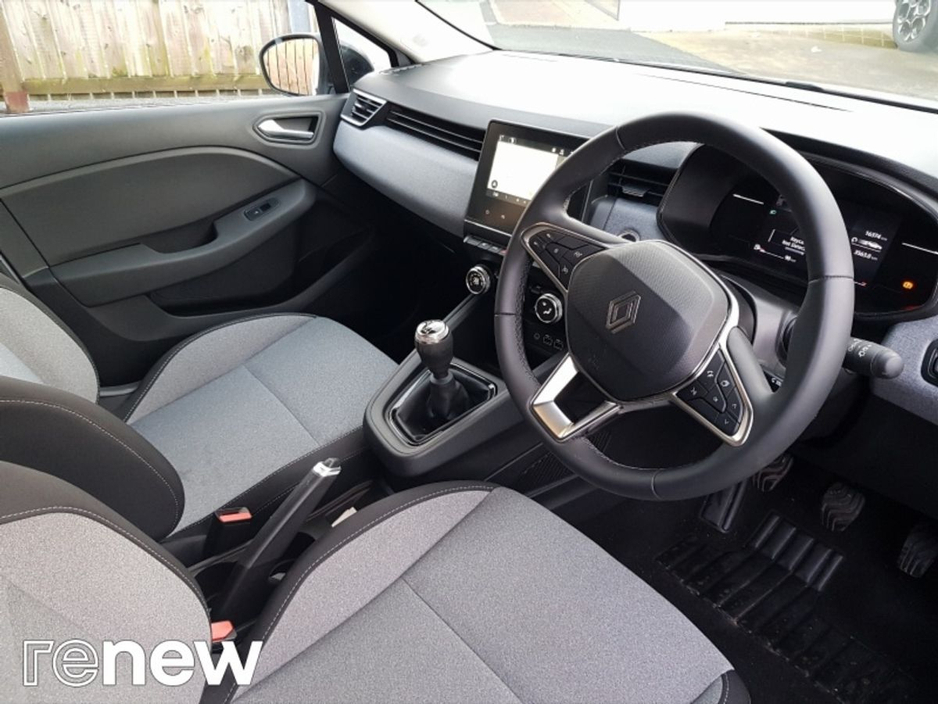 2025 Renault Clio TCe 90 DFull Evolution €23,900