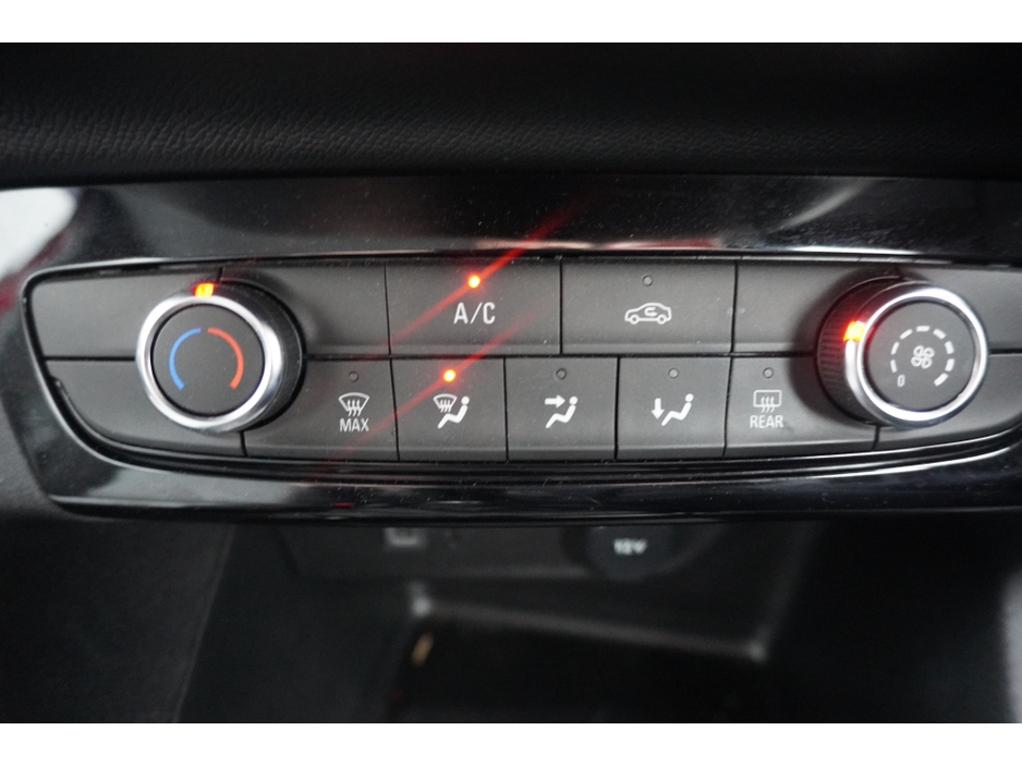 2024 Opel Corsa - image 13