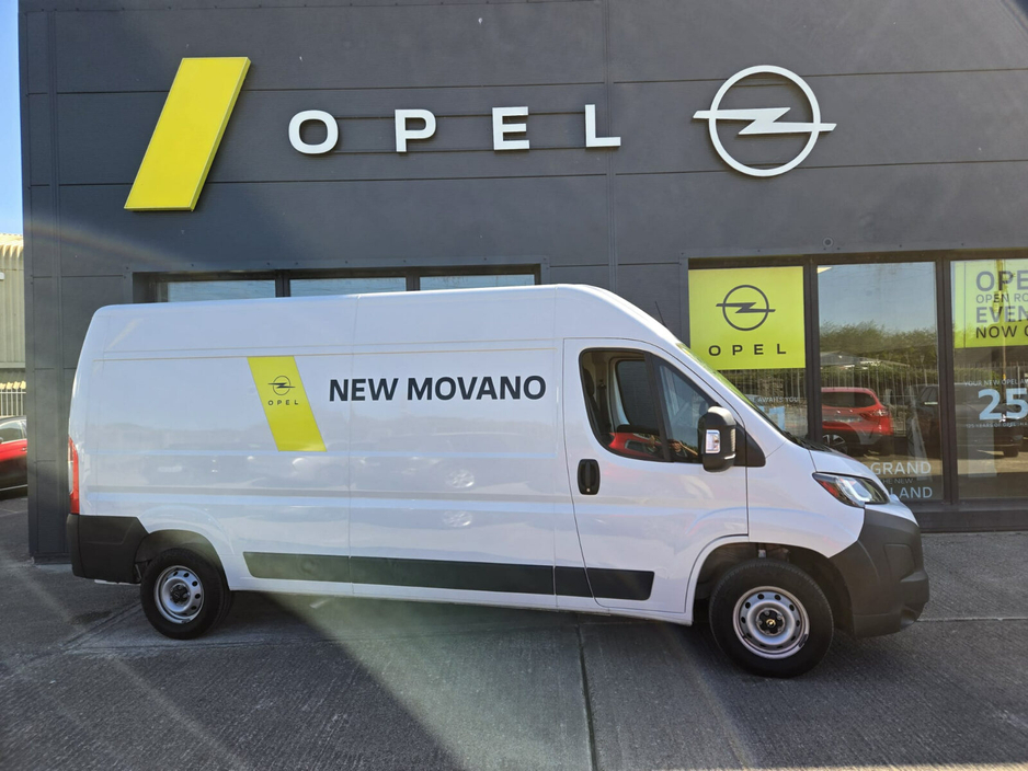 2026 Opel Movano  €29,950