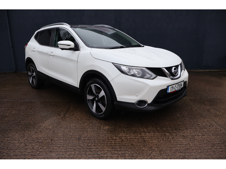 2017 Nissan Qashqai N-CONNECTA 360  Great Spec Exceptional Condition! €13,995