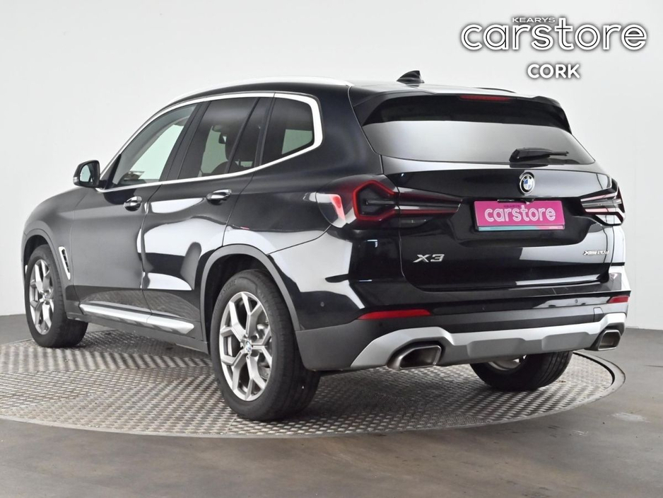 2022 BMW X3 - image 3