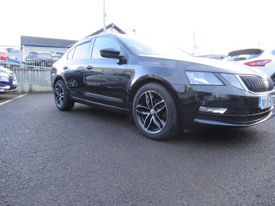 2018 Skoda Octavia - image 5