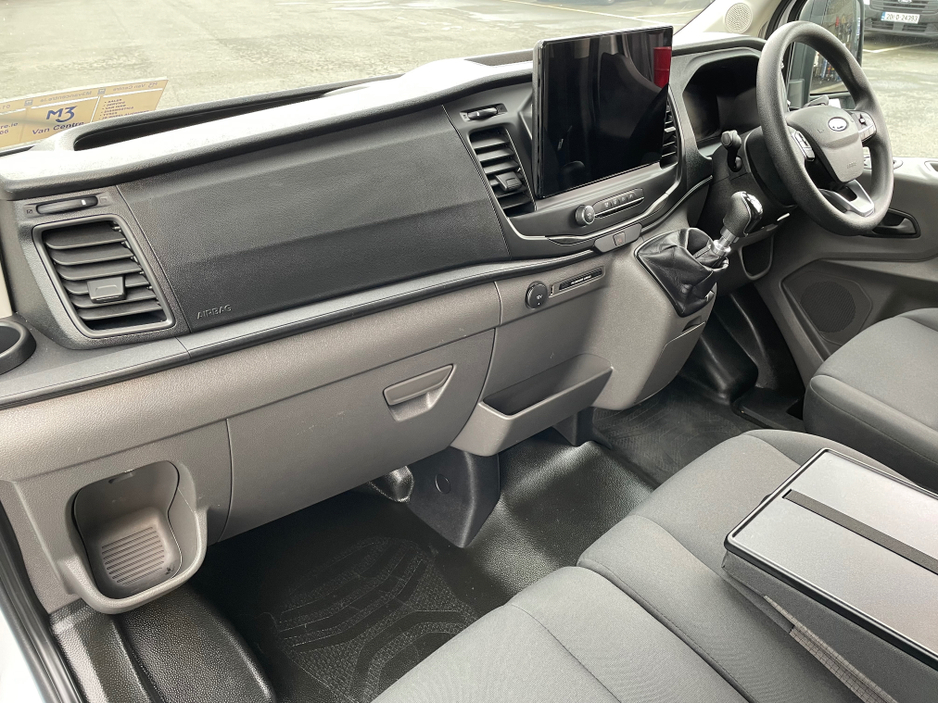 2025 Ford Transit - image 20