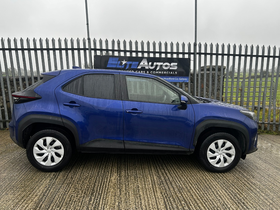 2021 Toyota Yaris Cross - image 5