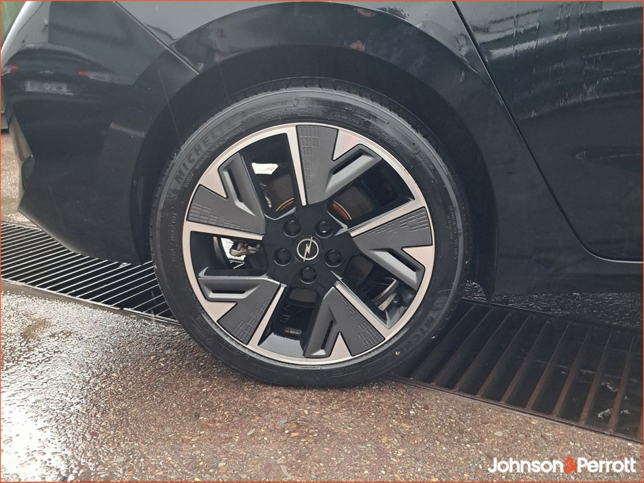 2025 Opel Astra SC 54KWh EV 155PS €26,900