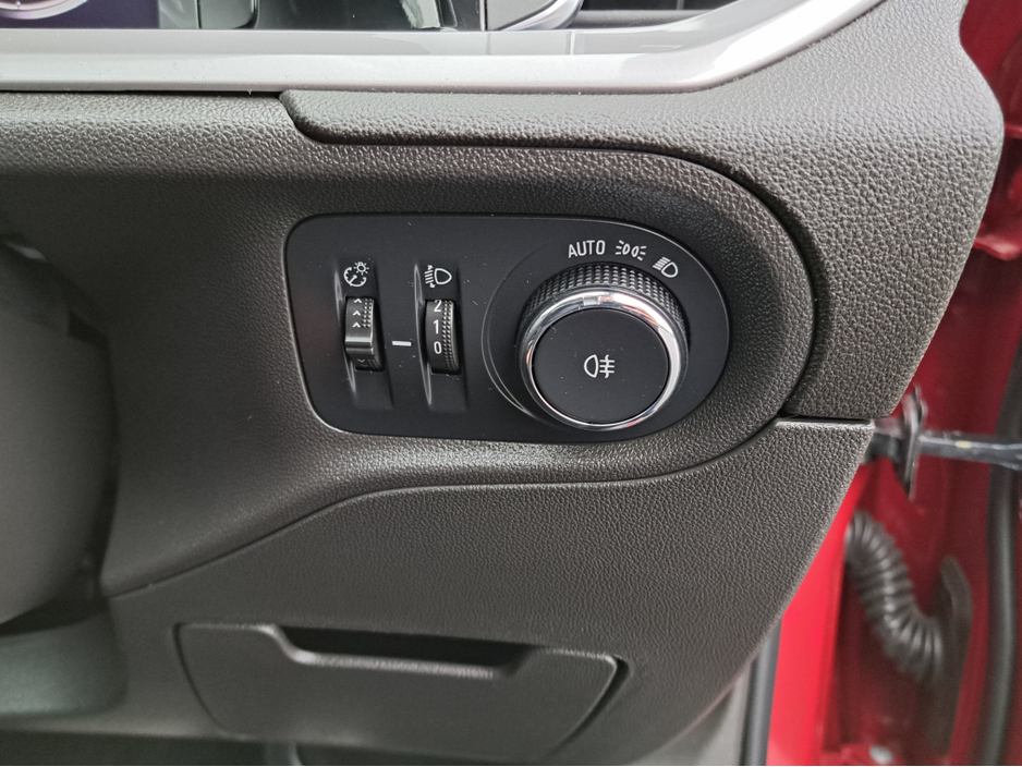 2024 Opel Grandland - image 34