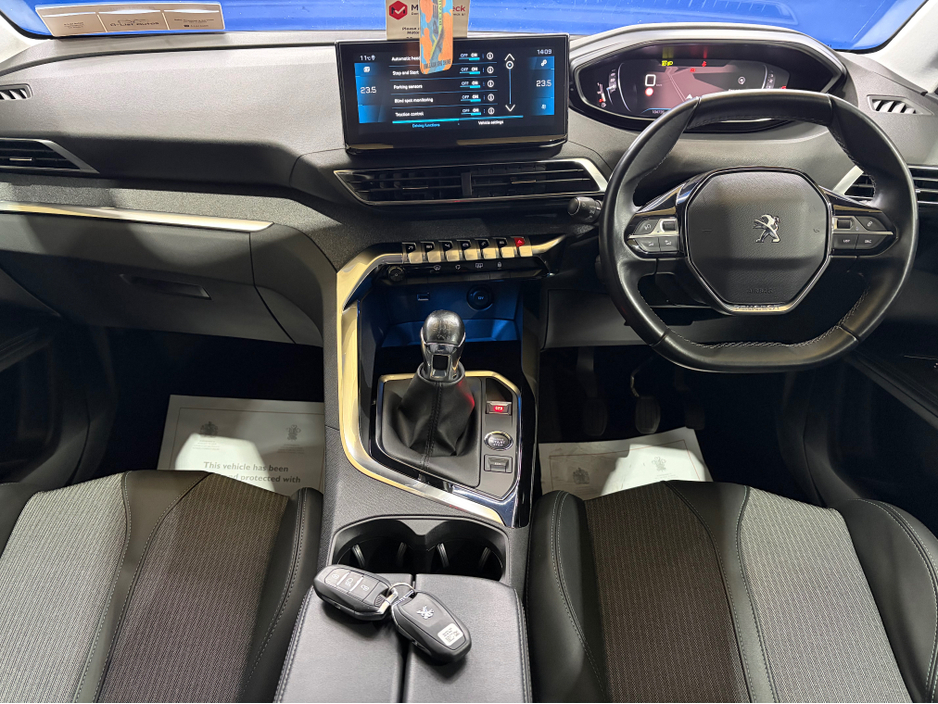 2022 Peugeot 3008 - image 12