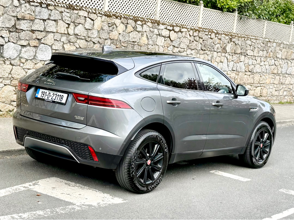 2019 Jaguar E-Pace - image 7