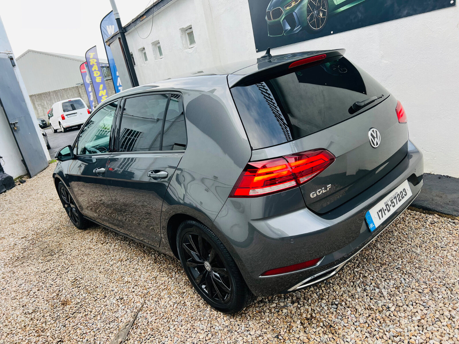 2017 Volkswagen Golf 1.6 TDI 5DR 115HP Highline DSG €13,750